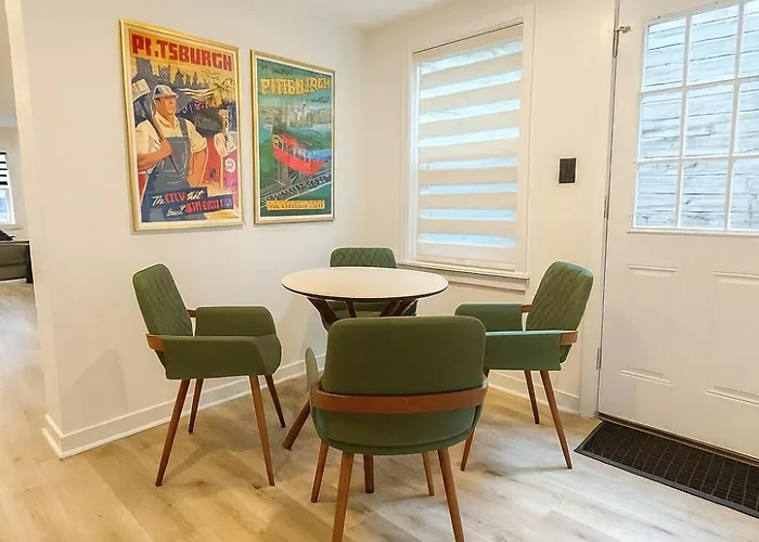 4 Bedroom House Sleeps 12 Rooftop Patio Garage Near Stadium * Pittsburgh