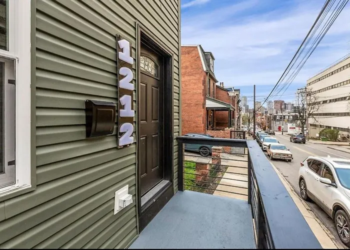 4 Bedroom House Sleeps 12 Rooftop Patio Garage Near Stadium * Pittsburgh